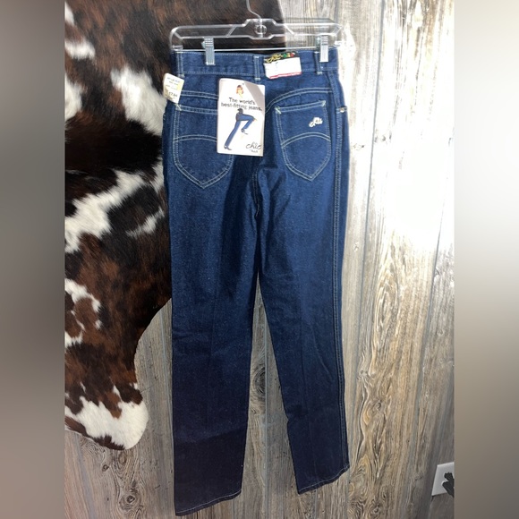 Chic by H.i.s. Denim - Deadstock vintage Chic by h.i.s new with tags size 26W dark wash straight leg